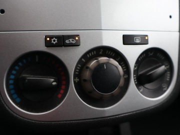 Opel Corsa D Hatchback 1.2 Twinport ECOTEC 70KM 2011 Opel Corsa 1.2 , Salon Polska, Klima, zdjęcie 13