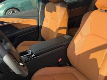 Toyota Camry IX 2025 Od ręki - Executive 2.5 Hybrid Dynamic Force 231KM | Podgrzewane fotele!, zdjęcie 2