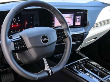 Opel Astra L Hatchback 1.2 Turbo 130KM 2025 Business Edition S&amp;S 1.2 T 130KM / Pakiet Infotainment Edition, zdjęcie 3