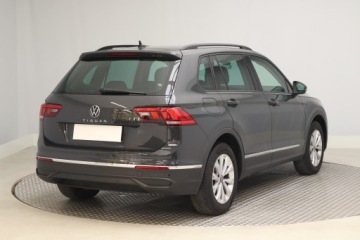 Volkswagen Tiguan II SUV Facelifting 1.5 TSI 150KM 2023 VW Tiguan 1.5 TSI, Salon Polska, Serwis ASO, DSG, zdjęcie 4