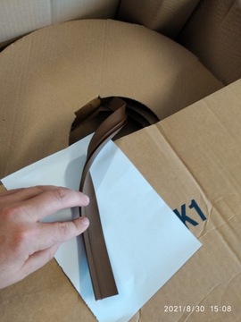 Резиновый уплотнитель для деревянных окон.