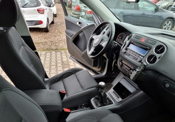 Volkswagen Tiguan I SUV 2.0 TDI CR DPF BlueMotion 140KM 2011 Volkswagen Tiguan 2,0 TDI CR 140KM 6-Biegow Klima 2.0 Diesel 140KM, zdjęcie 5