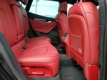 Maserati Levante 2022 Maserati Levante 2022, 3.0L, 4x4, MODENA, od ubezpieczalni 3.0 Benzyna, zdjęcie 8