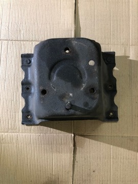 DRŽÁKY KOLA REZERVY MITSUBISHI PAJERO 3 3.2