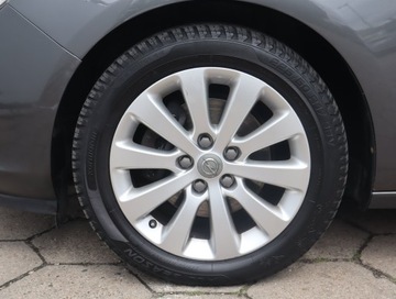 Opel Astra J Hatchback 5d 1.7 CDTI ECOTEC 110KM 2011 Opel Astra 1.7 CDTI, Klima, Klimatronic, Tempomat, zdjęcie 13