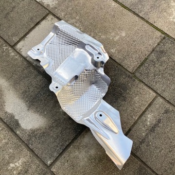 VW/SEAT/SKODA/AUDI OSŁONA TERMICZNA 5Q1423981R