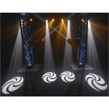 Светодиодный подвижный головой Light4me Venom Spot 150W Light на сцене для театра