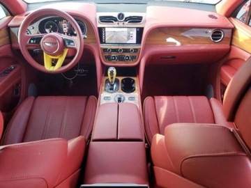 Bentley Bentayga 2023 Bentley Bentayga Bentley Bentayga, od ubezpieczalni 4.0 Benzyna 542KM, zdjęcie 6