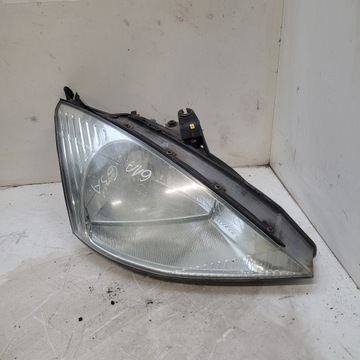 FORD FOCUS MK2 REFLEKTOR PRAWY H7 H1