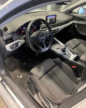 Audi A4 B9 Avant Facelifting 2.0 40 TDI 190KM 2020 Audi A4 Avant 40TDI 190PS Klimatronic Led El. Klapa Tył Bezwypadek, zdjęcie 4