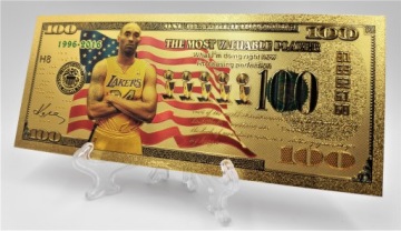 Красивая позолоченная банкнота номиналом 100 долларов Коби Брайант IV