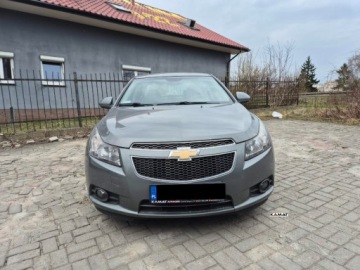 Chevrolet Cruze Sedan 2.0 TD 150KM 2010 Chevrolet Cruze Chevrolet Cruze 2,0 Diesel Zadbany Zamiana 2.0 Diesel 150KM, zdjęcie 8
