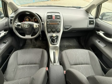 Toyota Auris I Hatchback 5d Facelifting 1.4 D-4D 90KM 2012 Toyota Auris 1.4D-4D Lift 2012r Klimatyzacja, zdjęcie 4