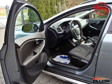 Volvo 2017 Volvo V40 Cross Country V40 CROSS COUNTRY 2.0 D2 Navi TNT Alu Solar dach, zdjęcie 17