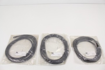 УПЛОТНИТЕЛЬ СТЕКЛА ДВЕРИ MERCEDES W123 A0019872272