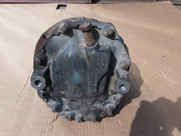 Dyfer Tyl Mercedes C W203 2,2 CDI 2103513308 мост