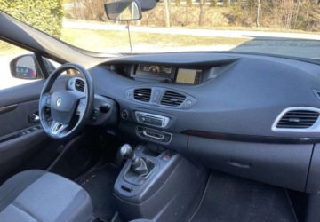 Renault Grand Scenic II 2013 Renault Grand Scenic Renault Grand Scenic ENERGY TCe 130 SampS Paris 1.2, zdjęcie 26