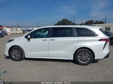 Toyota Sienna III 2022 Toyota Sienna XLE, 7 osobowy 2.5 Hybryda 189KM, zdjęcie 7
