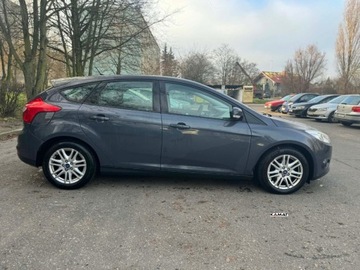 Ford Focus III Kombi 1.0 EcoBoost 100KM 2012 Ford Focus Ford Focus Benzyna Klimatyzacja Zamiana Benzyna 101KM, zdjęcie 9