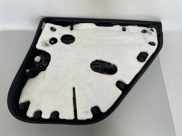 Обшивка левой задней двери Тесла 3