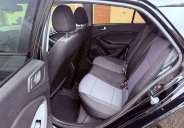 Hyundai i20 II Hatchback 5d Facelifting KAPPA 1.2 MPI 84KM 2018 Hyundai i20 Rezerwacja 1.2 Benzyna 84KM, zdjęcie 17