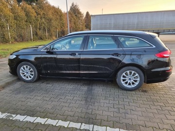 Ford Mondeo V Kombi Facelifting 2.0 Hybrid 187KM 2019 FORD MONDEO 2.0 Hybrid Titanium Skóra, zdjęcie 19