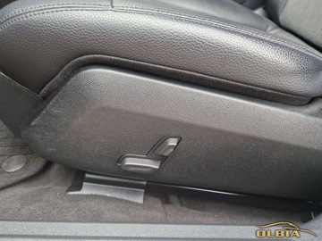 Mercedes Klasa E W212 Limuzyna 350 CDI BlueEFFICIENCY 231KM 2009 Mercedes-Benz Klasa E E350 V6 Diesel Automat Szyberdach 3.0 Diesel 230KM, zdjęcie 33