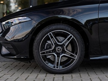 Mercedes Klasa A W177/V177 Hatchback Facelifting 2.0 220 190KM 2025 A Klasa 220 4-Matic AMG Line 2.0 (190KM) 2025, zdjęcie 18