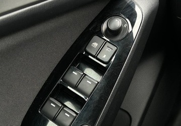 Mazda 3 III Hatchback Facelifting 2.0 SKYACTIV-G 120KM 2017 Mazda 3 Skyenergy, Tempomat, 2 strefowa klimatyzacja, Salon PL, 1 wlascici, zdjęcie 17