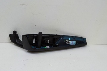 DRŽÁK ZAVÍRÁNÍ LEVÝCH PŘEDNÍCH DVEŘE AUDI Q5 (FY) 4M0959855 2.0L