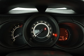 Citroen C3 II Hatchback facelifting 1.2 VTi 82KM 2015 Citroen C3 1.2 VTi, Klima, Klimatronic, Tempomat, zdjęcie 7