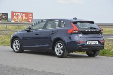 Volvo V40 II Hatchback 1.6 D2 115KM 2014 Volvo V40 1.6 HDi automat nawi kamera serwis ASO, zdjęcie 3