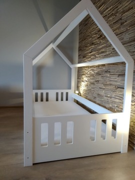 ДЕТСКАЯ КОЛОТКА ДОМИК 160Х80