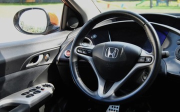 Honda Civic VIII Hatchback 5d 1.4 i 83KM 2008 Honda Civic GWARANCJA, 2008r, 1.4 BenzynaLPG, Niski przebieg, Nowe sprzegl, zdjęcie 9