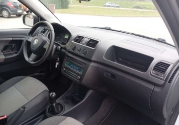 Skoda Fabia II Hatchback Facelifting 1.2 HTP 60KM 2014 Skoda Fabia Zarejestrowany - ubezpieczony - benzyna - 1,2 - 60 KM 1.2 60KM, zdjęcie 13