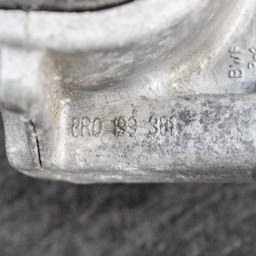 8R0199381 ULOŽENÍ MOTORU PRAVÁ AUDI Q5 8R 2014