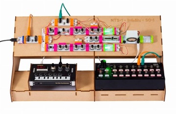 КОМПЛЕКТ ПРОГРАММИРУЕМОГО СИНТЕЗАТОРА KORG NTS-1