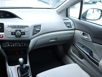 Honda Civic IX Sedan 1.8 i-VTEC 142KM 2014 Honda Civic 1.8 i-VTEC, Klima, Klimatronic, zdjęcie 7
