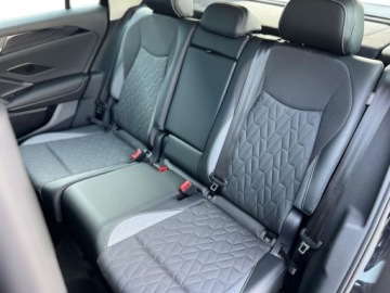 Volkswagen Tiguan II SUV Facelifting 2.0 TDI 150KM 2024 Volkswagen Tiguan Life GOAL 2.0 TDI SCR 110 kW 7-DSG Kamery360 Gwarancja 2, zdjęcie 19