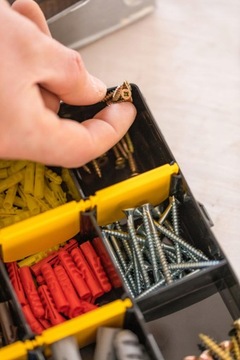 STANLEY STST81681 ORGANIZER POJEMNIK Z PRZEGRODAMI