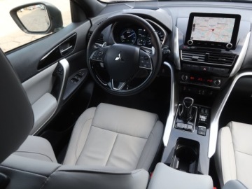 Mitsubishi Eclipse Cross SUV PHEV 2.4 188KM 2023 Mitsubishi Eclipse Cross Plug-in-Hybrid, zdjęcie 6