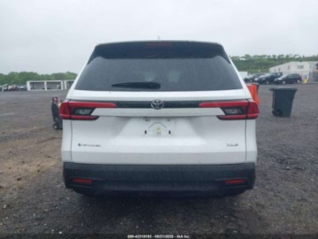 Toyota 2024 Toyota Grand Highlander Hybrid XLE 2024 2.5l 2.5 Hybryda 186KM, zdjęcie 4