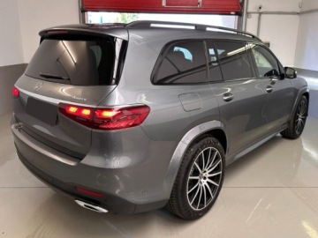 Mercedes GLS X167 SUV Facelifting 3.0 350d 313KM 2026 MERCEDES-BENZ GLS 350 d 4-MATIC AMG Line 3.0 (313KM) 2026, zdjęcie 3