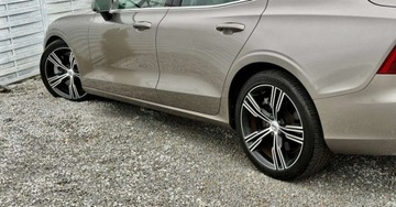 Volvo S60 III Sedan 2.0 T6 310KM 2019 Volvo S60 Volvo S60 T6 AWD Inscription 2.0 Benzyna 310KM, zdjęcie 23