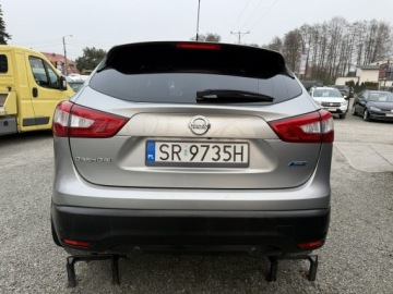 Nissan Qashqai II Crossover 1.5 dCi 110KM 2015 Nissan Qashqai Niski przebieg. Nowy Rozrząd., zdjęcie 5