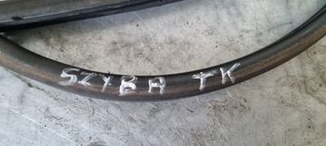 NISSAN PATHFINDER R51 TĚSNĚNÍ OKNO KRYT ZADNÍ