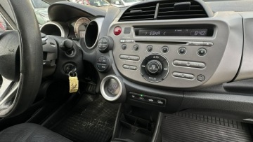 Honda Jazz III 1.4 i-VTEC 100KM 2008 Honda Jazz Benzyna Moc 99KM Zarejestrowany, zdjęcie 19