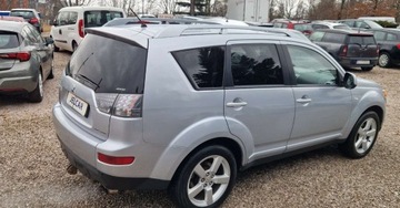 Mitsubishi Outlander II 2.0 DID DOHC 140KM 2007 Mitsubishi Outlander 2.0 di-d 140KM 4WD 7osobowy 2.0 Diesel 140KM, zdjęcie 6