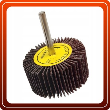 Круг лепестковый для чистки ступиц 30х30 Р60