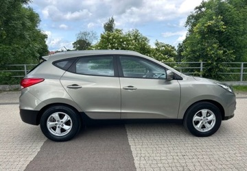 Hyundai ix35 SUV R 2.0 CRDi 136KM 2011 Hyundai ix35 Hyundai ix35 2.0 CRDi 4WD Trend 2.0 Diesel 136KM, zdjęcie 4